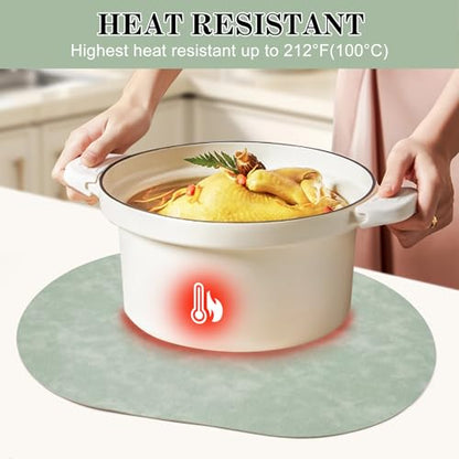 Faux Leather Placemats Set of 4 with Matching Coasters, Heat Resistant PU Oval Placemats, Waterproof Wipeable Washable Place Mats, Non-Slip Table Placemats for Dining Table Kitchen Patio - color: Green-white, size: Set of 4