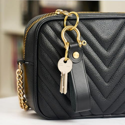 L'Atelier de Romy Keychain for Men & Women – Full Grain Leather Key Chain, Minimalist Car Key Holder - color: Natural