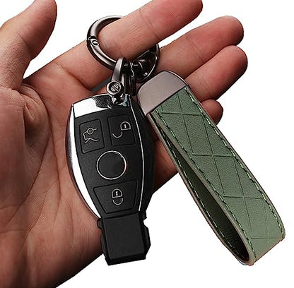 Leather Keychain, Universal Car Key Holder, Anti-lost D-ring, 360 Degree Rotatable Key Fob Keychain for Men and Women (Green) - color: Green